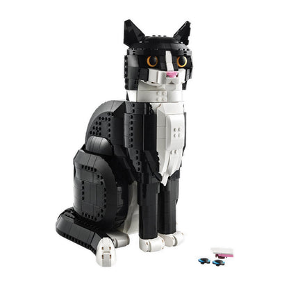 LEGO® Ideas Tuxedo Cat - 21349