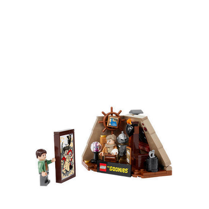 LEGO® Ideas The Goonies: The Walshes’ Attic - 40773