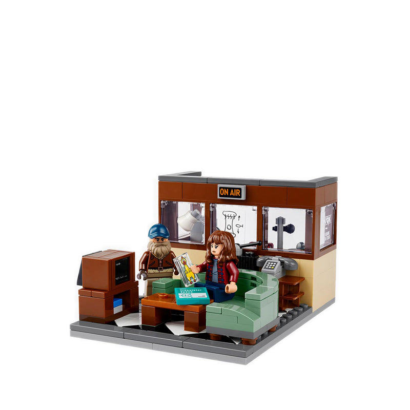 LEGO® Icons Stranger Things: WSQK Radio Station - 40891
